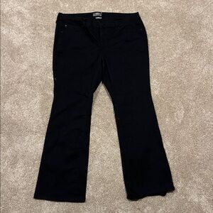 Torrid Black Mid-Rise Slim Boot Jeans Sz 20